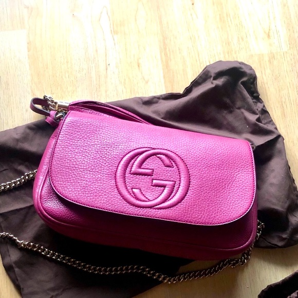 Gucci Handbags - Authentic Gucci medium Soho bag